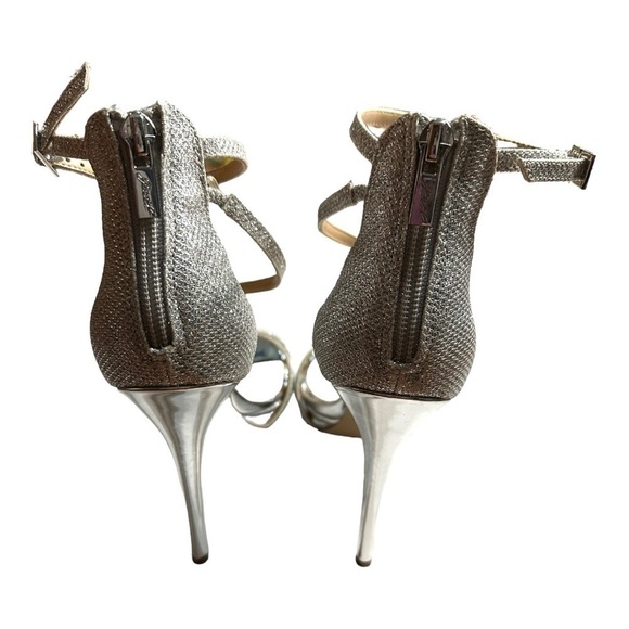 Jewel Badgley Mischka Silver Strappy Platform Sandal Size 6.5 - Picture 7 of 8